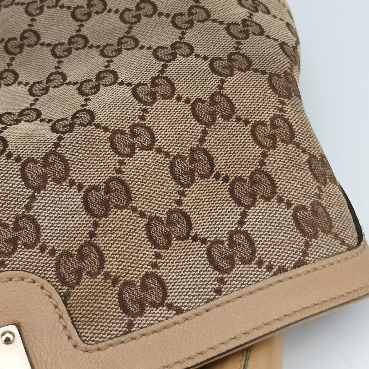 Pre-owned Gucci Indy Babouska Beige Canvas×Leather 185566 shoulderbag | stylenewstar