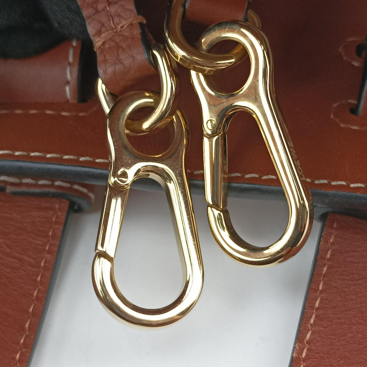Pre-owned Loewe Hammock Brown Leather  shoulderbag | stylenewstar