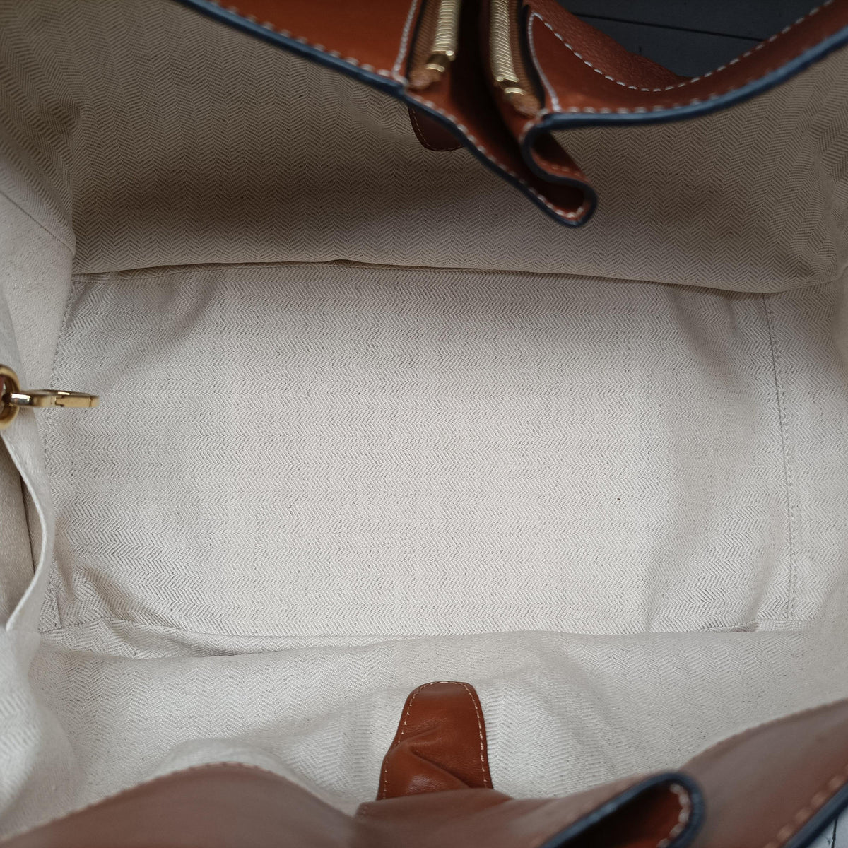 Pre-owned Loewe Hammock Brown Leather  shoulderbag | stylenewstar