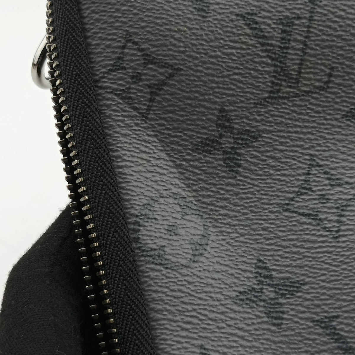 Vintage Louis Vuitton Double Phone Pouch GRIS x BLACK Monogram Eclipse Reverse M69534 crossbodybag | stylenewstar