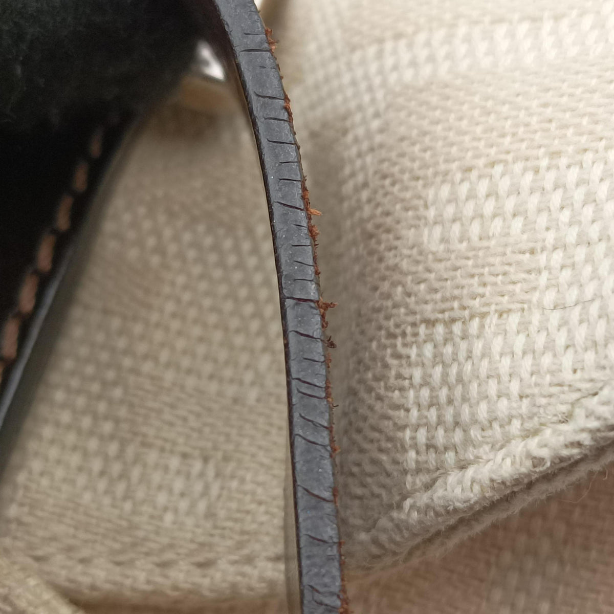 Pre-owned Fendi Zucca Beige Canvas  shoulderbag | stylenewstar