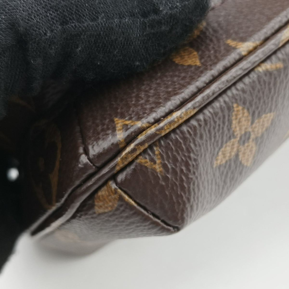 Vintage Louis Vuitton Utility Brown Monogram canvas M80746 shoulderbag | stylenewstar