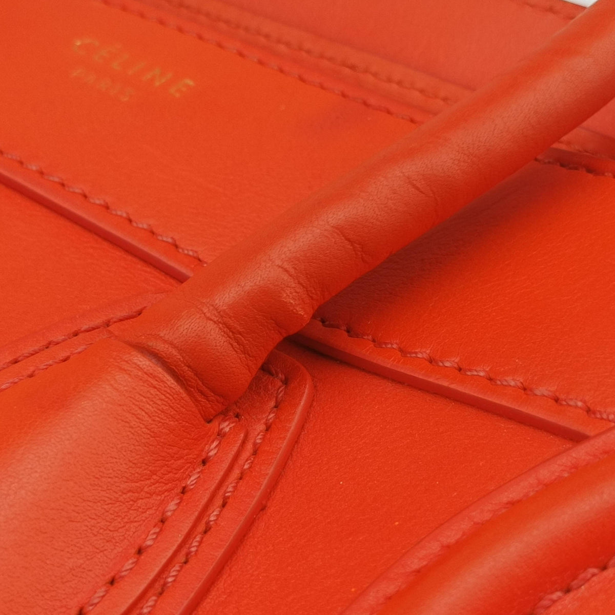 Pre-owned Celine Luggage Micro shopper Orange leather  handbag | stylenewstar
