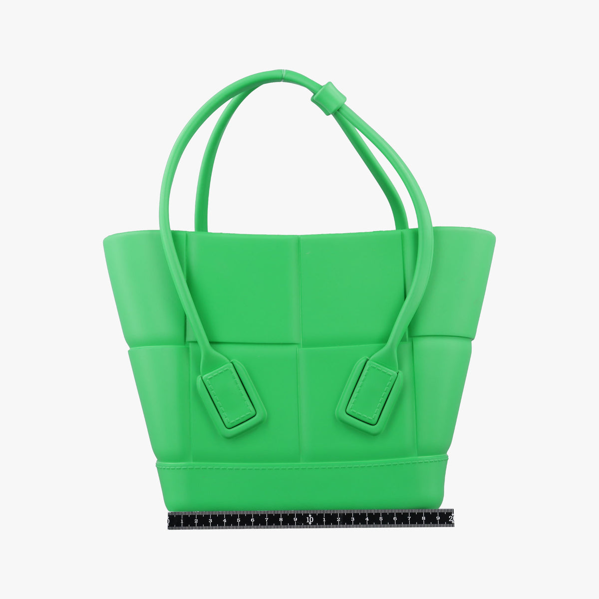 Secondhand Bottega Veneta The Arco Green Rubber  handbag | stylenewstar