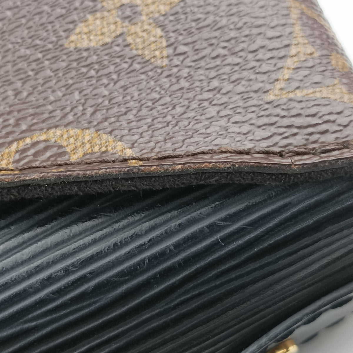 Pre-owned Louis Vuitton SAINT MICHEL Brown×Noir Monogram Canvas×epi M44030 shoulderbag | stylenewstar