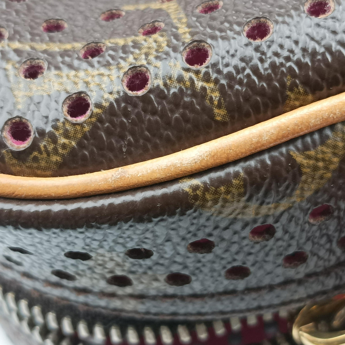 Pre-owned Louis Vuitton Mini Trocadero Brown x Fuchsia Monogram Perfo M95175 shoulderbag | stylenewstar