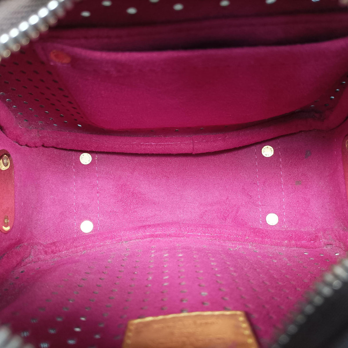 Pre-owned Louis Vuitton Mini Trocadero Brown x Fuchsia Monogram Perfo M95175 shoulderbag | stylenewstar