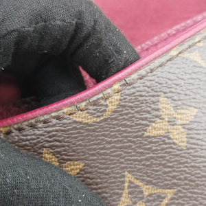 Secondhand Louis Vuitton Pallas Chain Brown x Aurore Monogram canvas M41200 shoulderbag | stylenewstar