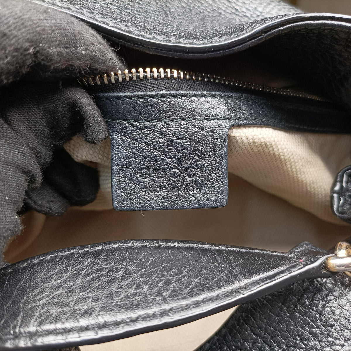 Pre-owned Gucci Soho Black Leather 308982 shoulderbag | stylenewstar