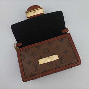 Pre-owned Louis Vuitton Portefeuille Dauphine Brown Monogram Reverse M68746 shoulderbag | stylenewstar