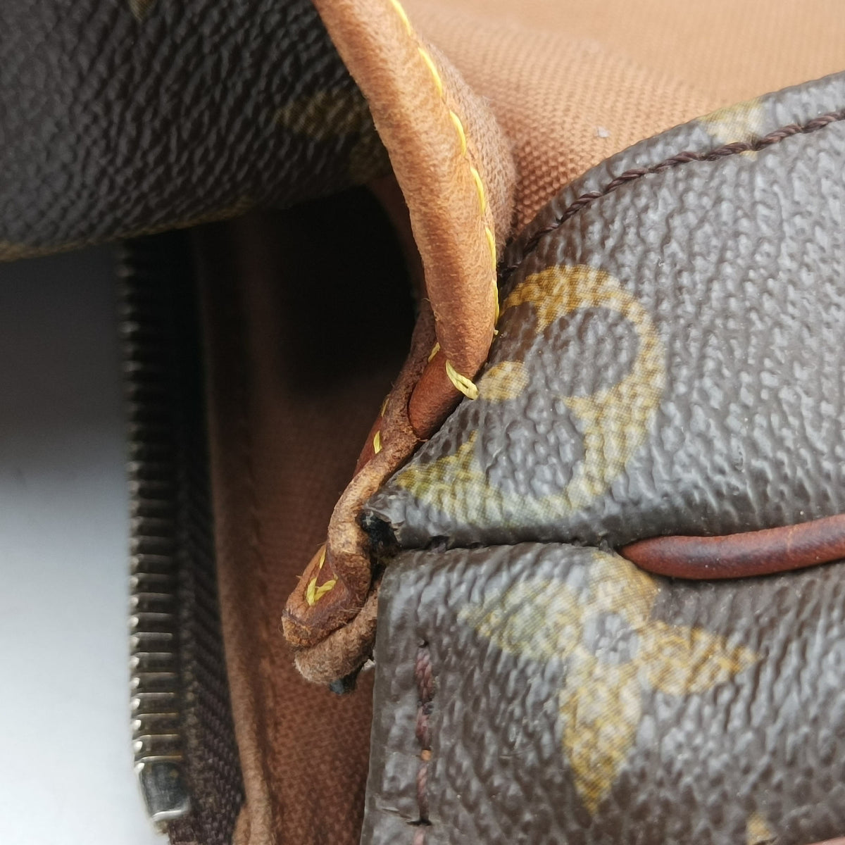 Pre-owned Louis Vuitton TULUM PM Brown Monogram Canvas M40076 shoulderbag | stylenewstar