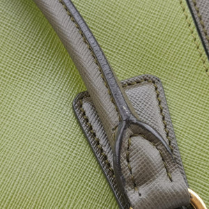 Vintage Prada Galleria Green SAFFIANO Leather B2274C handbag | stylenewstar