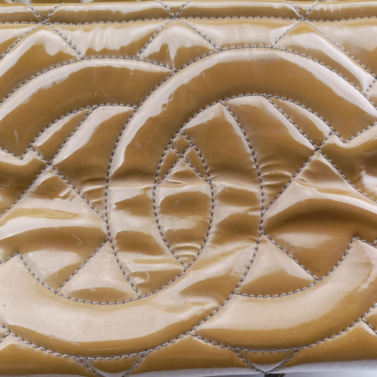Vintage Chanel Timeless CC Shopping Yellow Patent A67294 shoulderbag | stylenewstar