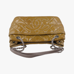 Vintage Chanel Timeless CC Shopping Yellow Patent A67294 shoulderbag | stylenewstar