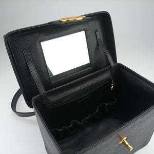 Pre-owned Chanel Cocomark Vanity Black Caviar skin A01999 shoulderbag | stylenewstar