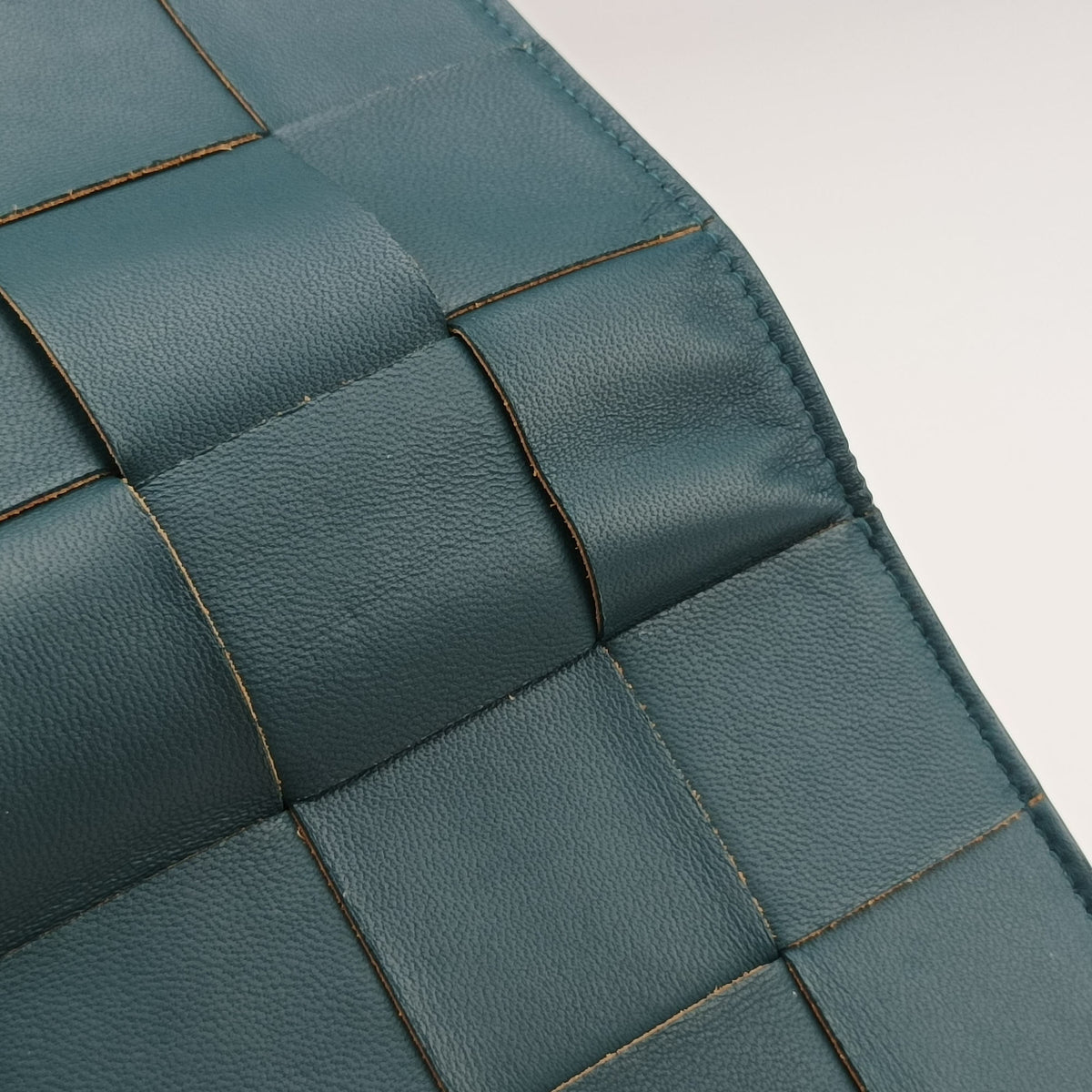 Pre-owned Bottega Veneta Cassette Green Blue lambskin  shoulderbag | stylenewstar