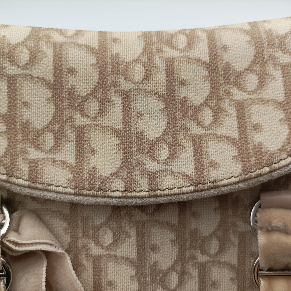 Secondhand Christian Dior Romantique Trotter Beige PVC coated canvas  shoulderbag | stylenewstar