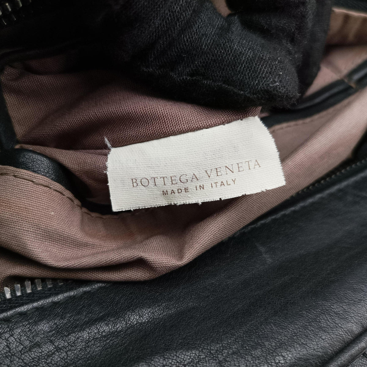 Pre-owned Bottega Veneta Intrecciato Black lambskin  shoulderbag | stylenewstar