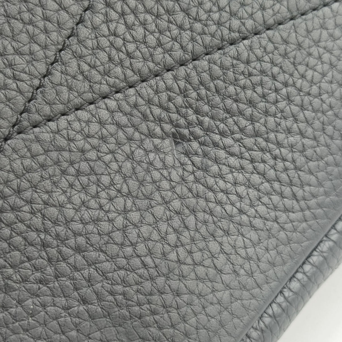 Pre-owned Louis Vuitton ARMAND Noir Taurillon Leather M42687 backpack/rucksack | stylenewstar