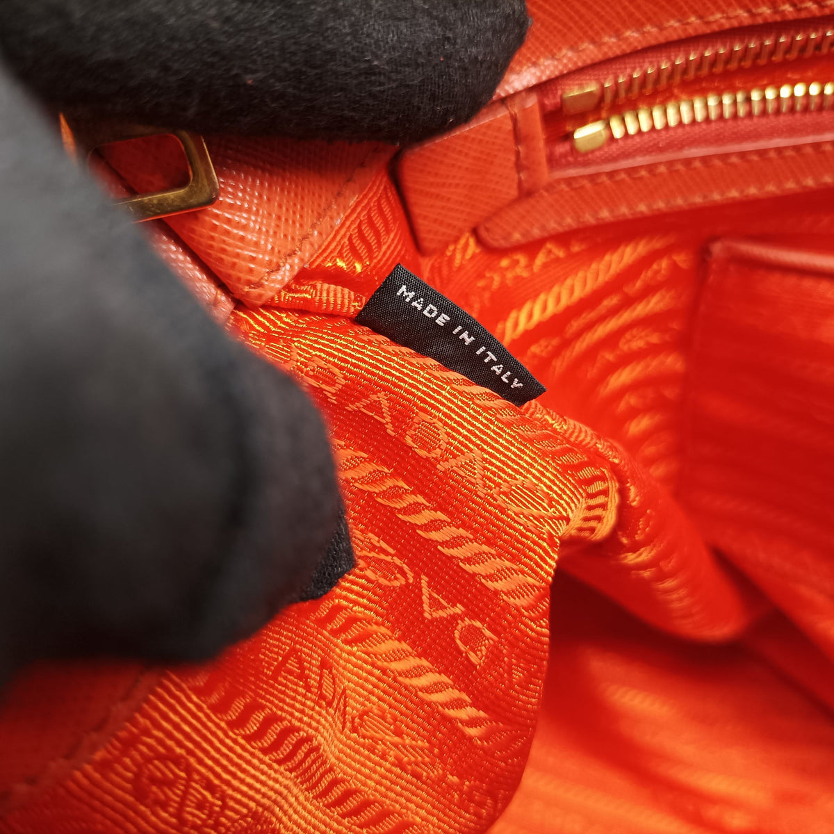 Secondhand Prada Galleria Orange SAFFIANO Leather BN1844 handbag | stylenewstar