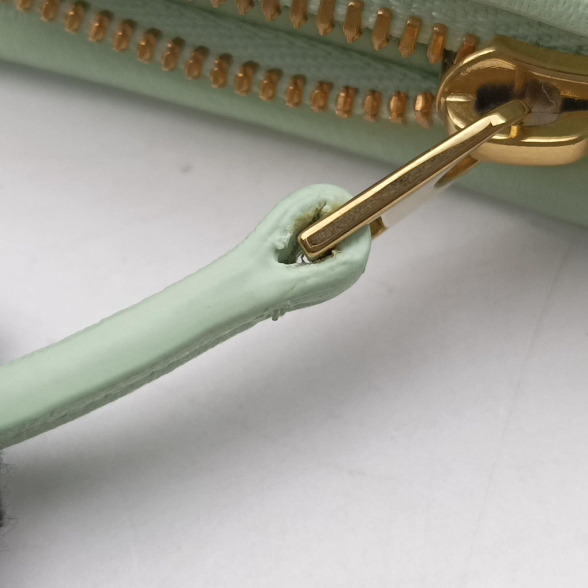 Pre-owned Bottega Veneta Gemelli Green Lambskin 764281 shoulderbag | stylenewstar