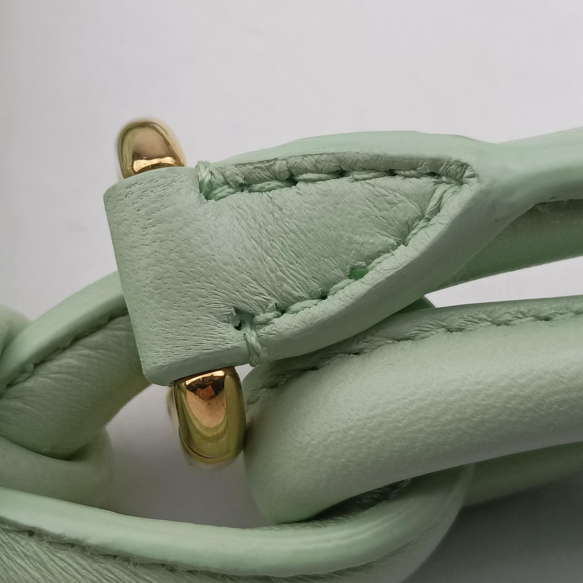 Pre-owned Bottega Veneta Gemelli Green Lambskin 764281 shoulderbag | stylenewstar