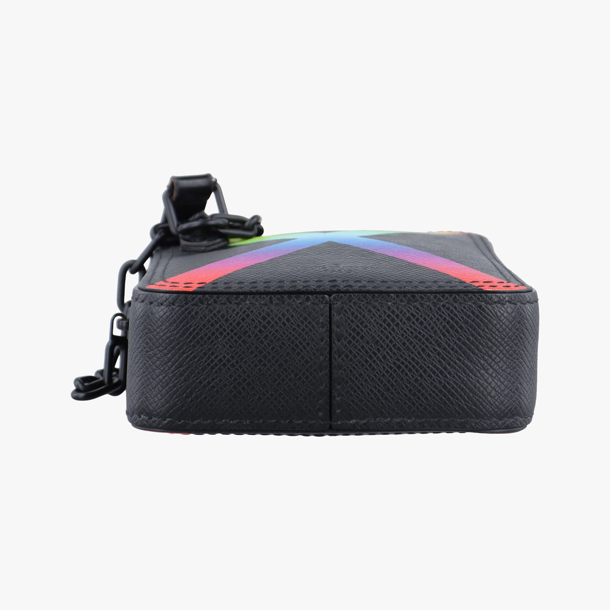 Pre-owned Louis Vuitton Danube Messenger black×multicolor Taiga M30332 shoulderbag | stylenewstar