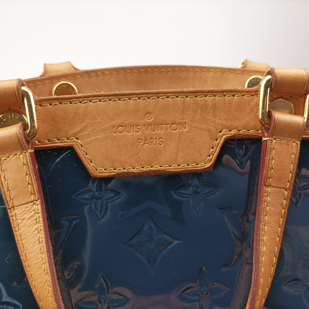 Secondhand Louis Vuitton Brea MM Grand Bleu Vernis M90054 shoulderbag | stylenewstar