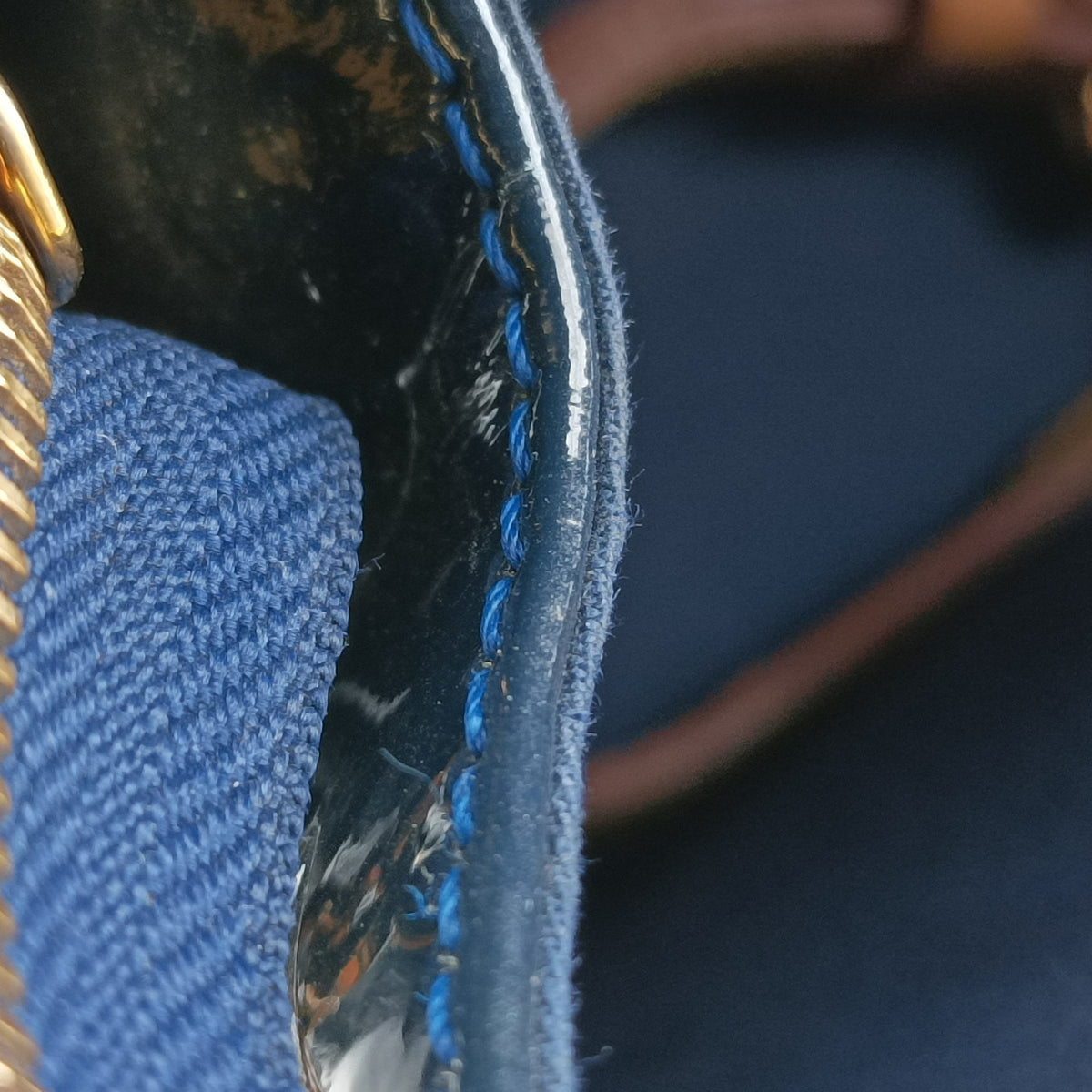 Secondhand Louis Vuitton Brea MM Grand Bleu Vernis M90054 shoulderbag | stylenewstar