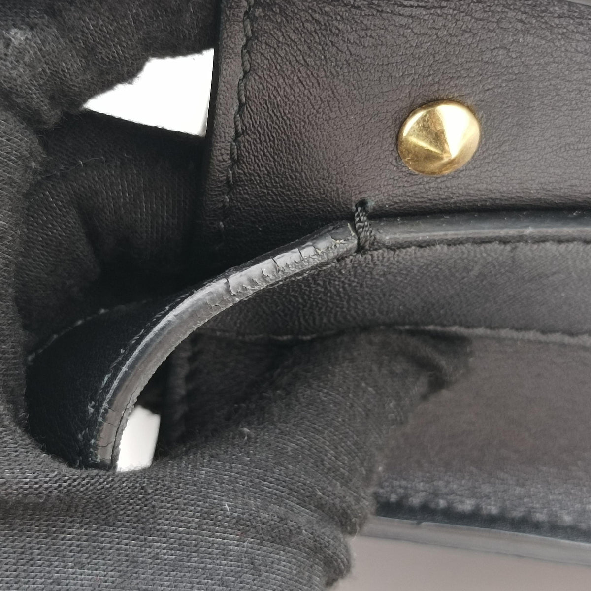 Pre-owned Alexander McQueen Studded Skull Padlock Black Leather  shoulderbag | stylenewstar