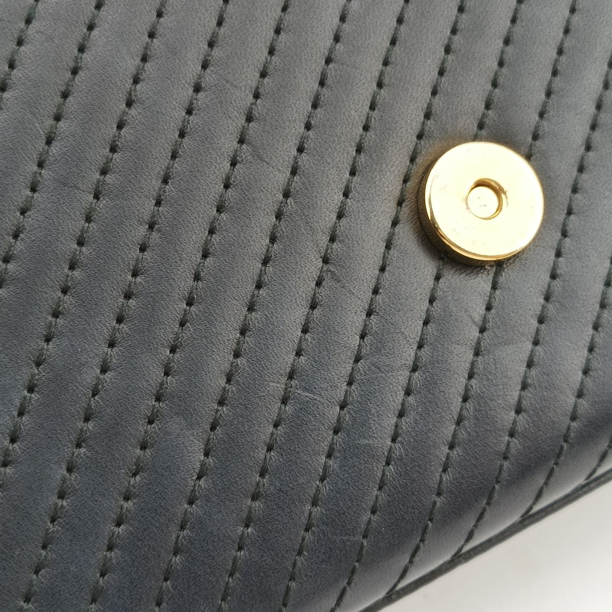 Pre-owned Yves Saint Laurent Monogram Kate Black Leather 356096 shoulderbag | stylenewstar