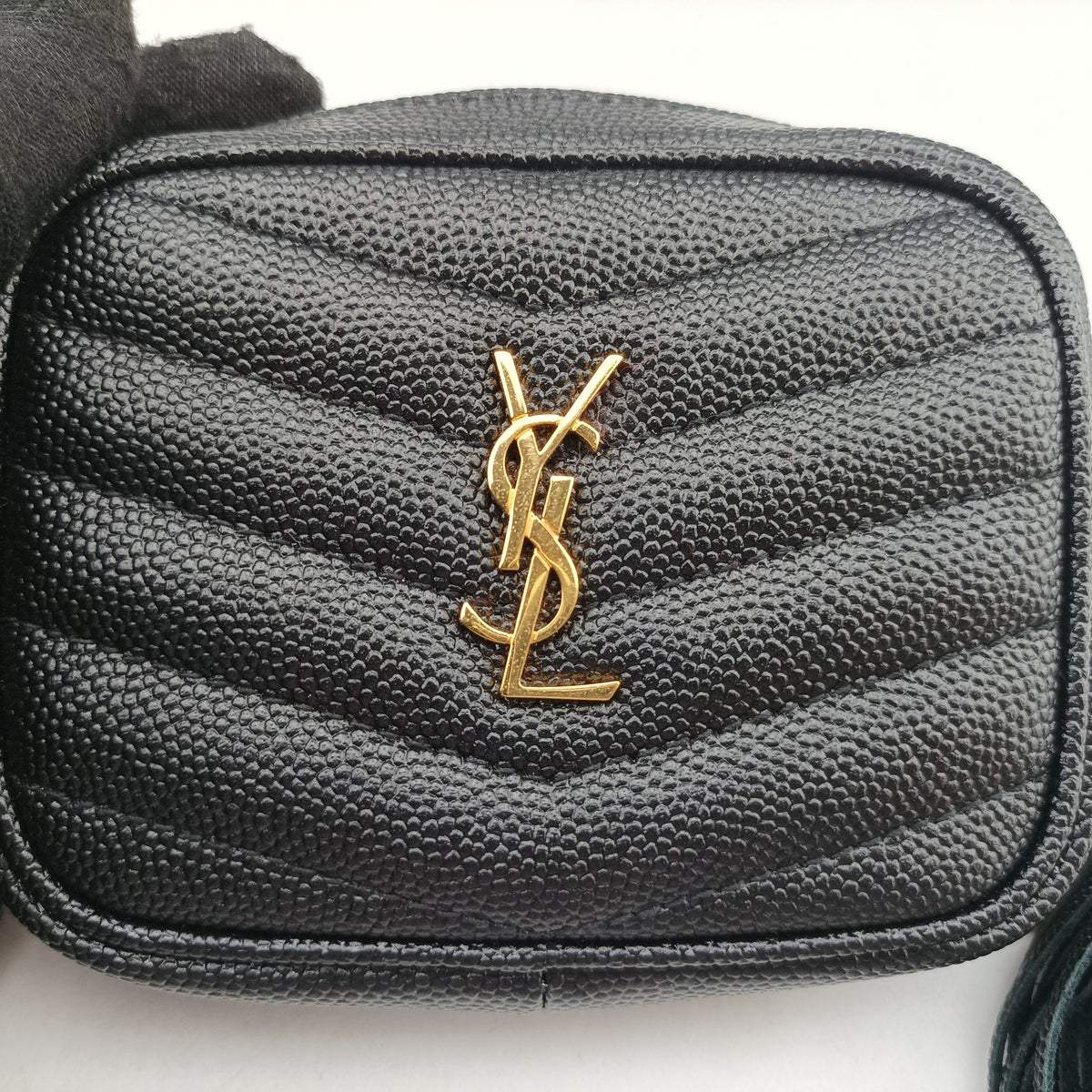 Pre-owned Yves Saint Laurent baby lou Black Leather 635088 shoulderbag | stylenewstar