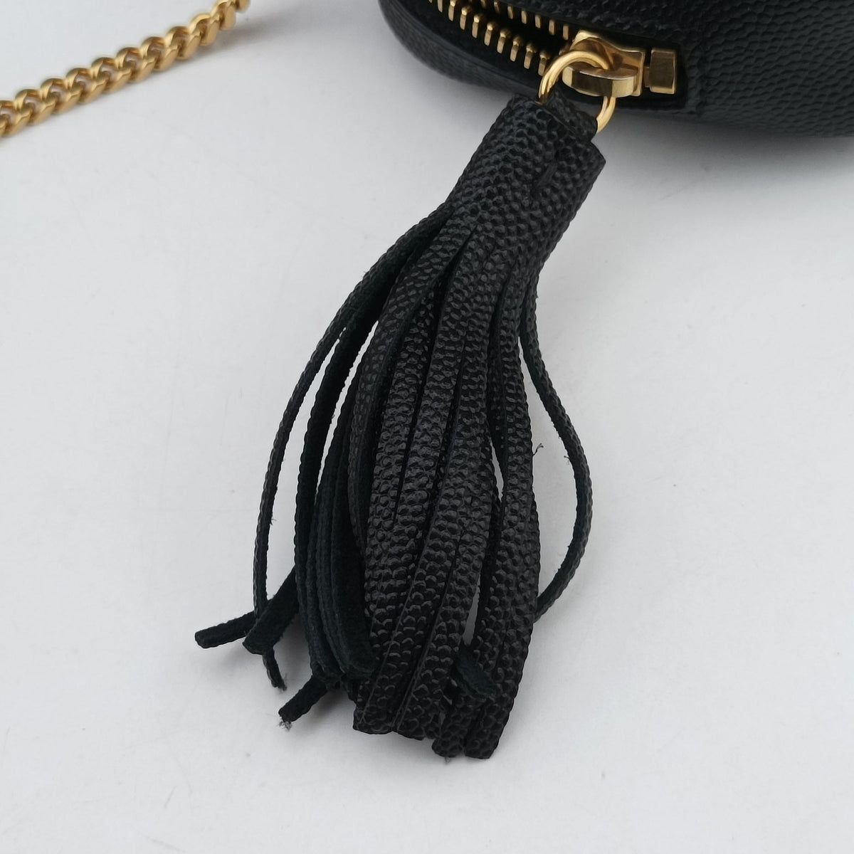 Pre-owned Yves Saint Laurent baby lou Black Leather 635088 shoulderbag | stylenewstar