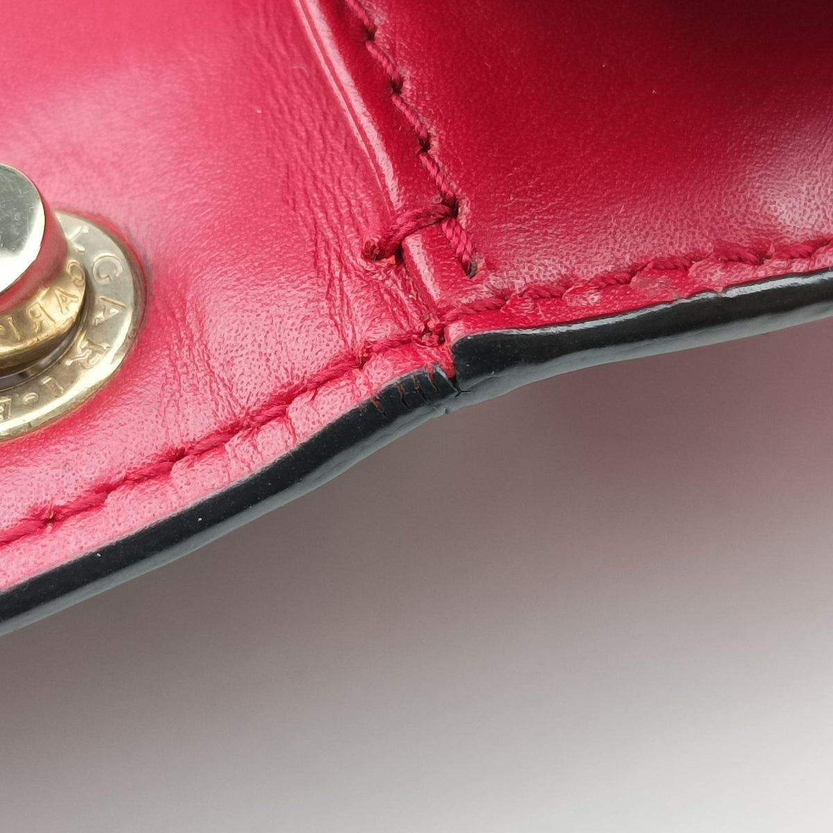 Vintage Bvlgari SERPENTI FOREVER Red Leather  shoulderbag | stylenewstar