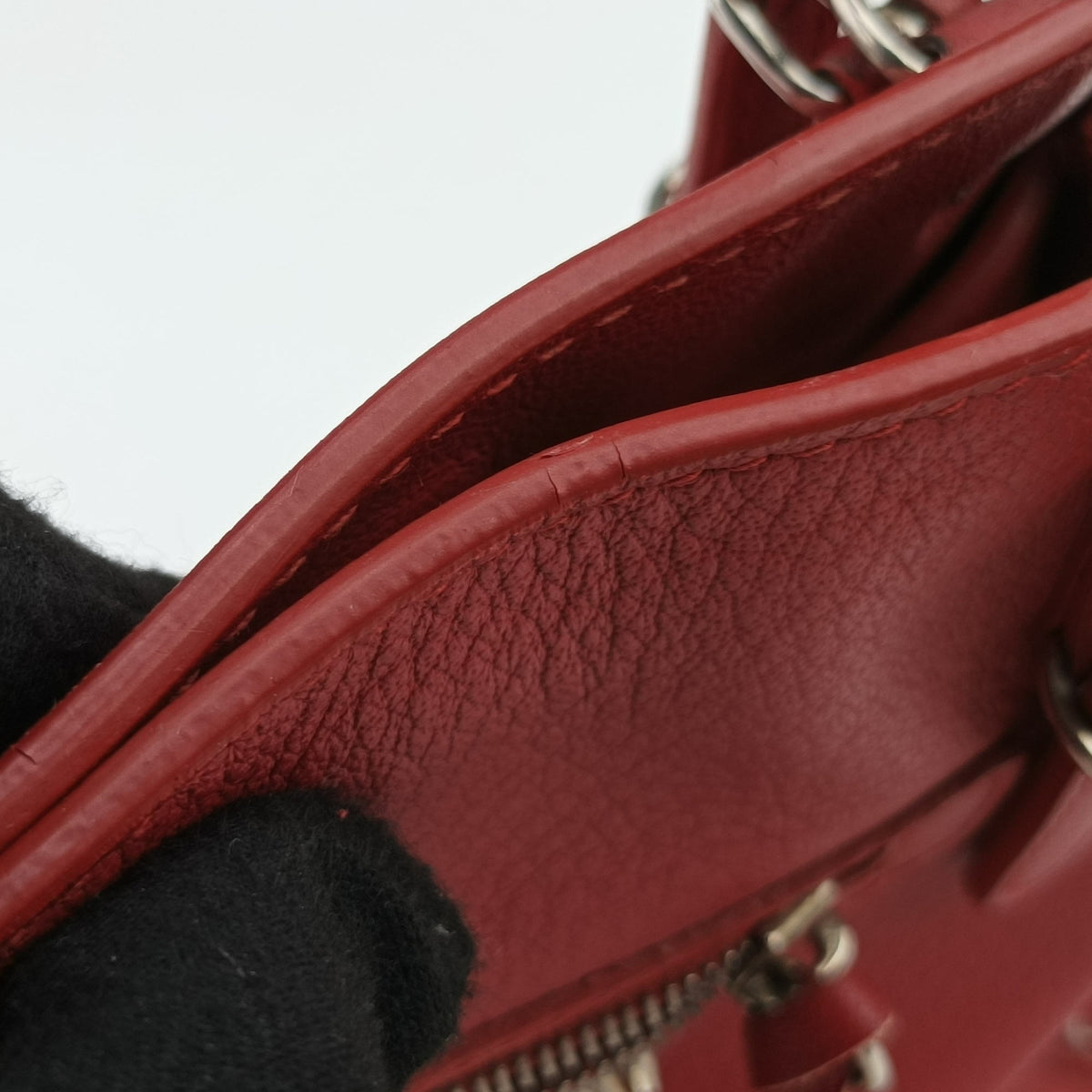 Pre-owned Balenciaga Papier A4 Red Leather 370926 handbag | stylenewstar