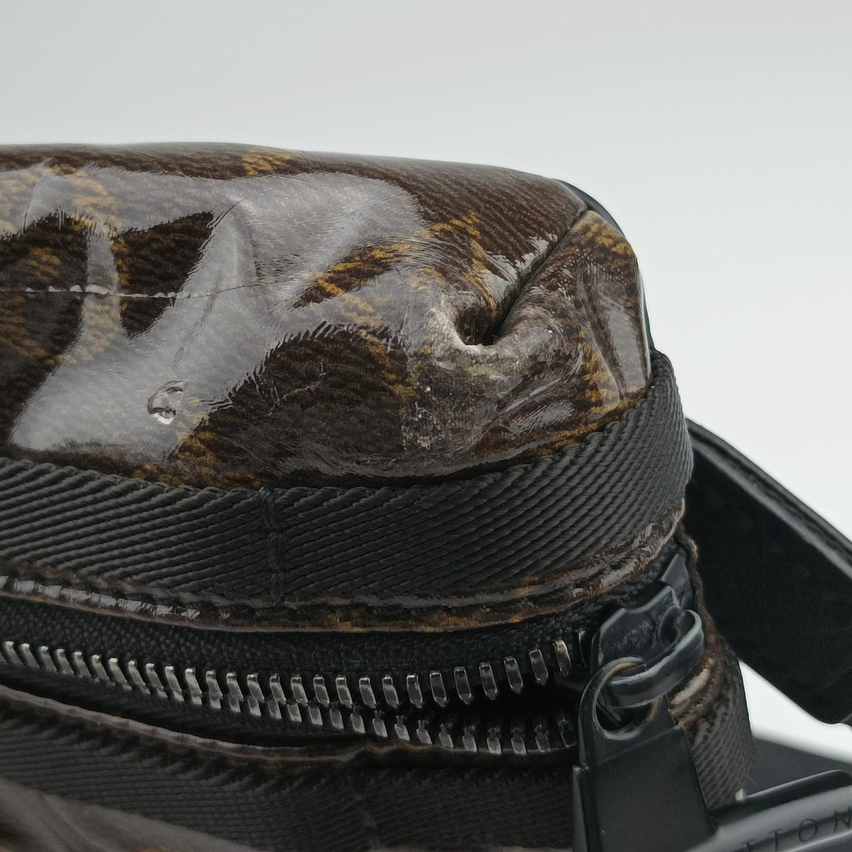 Pre-owned Louis Vuitton Messenger PM Brown Monogram Glaze M43895 bum bag/waist bag | stylenewstar