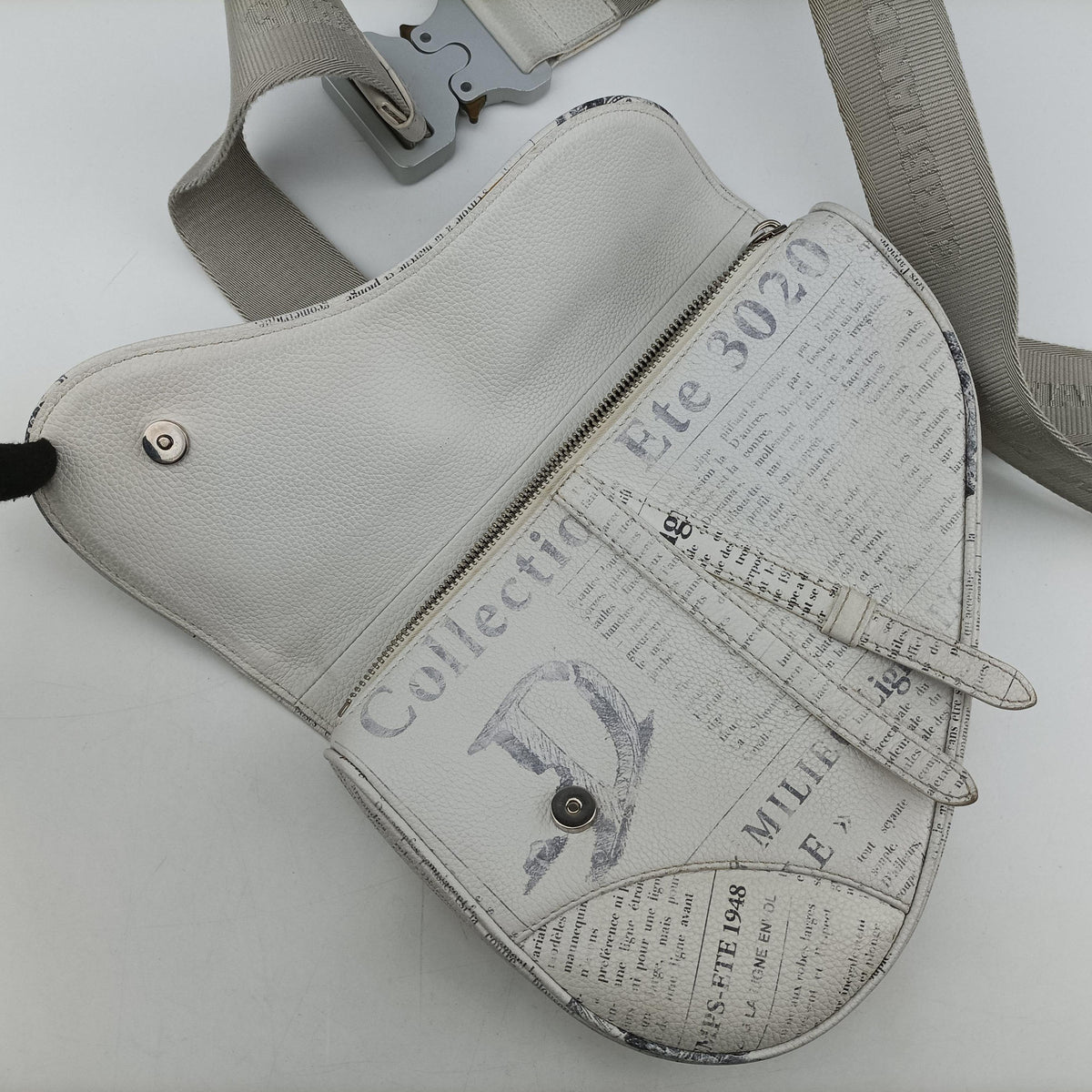 Vintage Christian Dior Saddle White Leather  bum bag/waist bag | stylenewstar