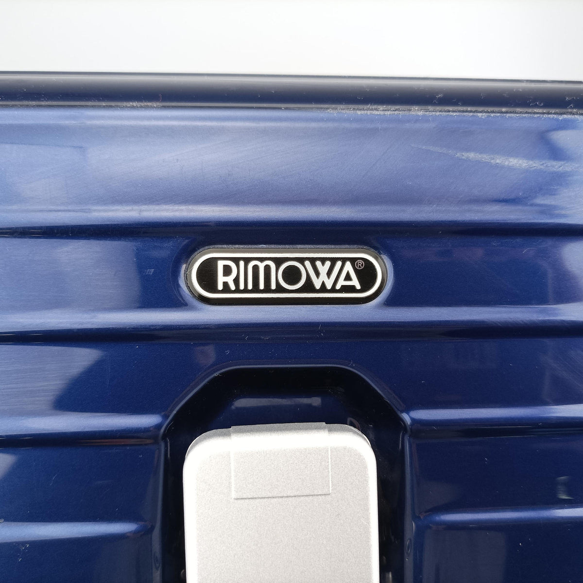 Secondhand RIMOWA TOPAS Blue aluminum  suitcase | stylenewstar