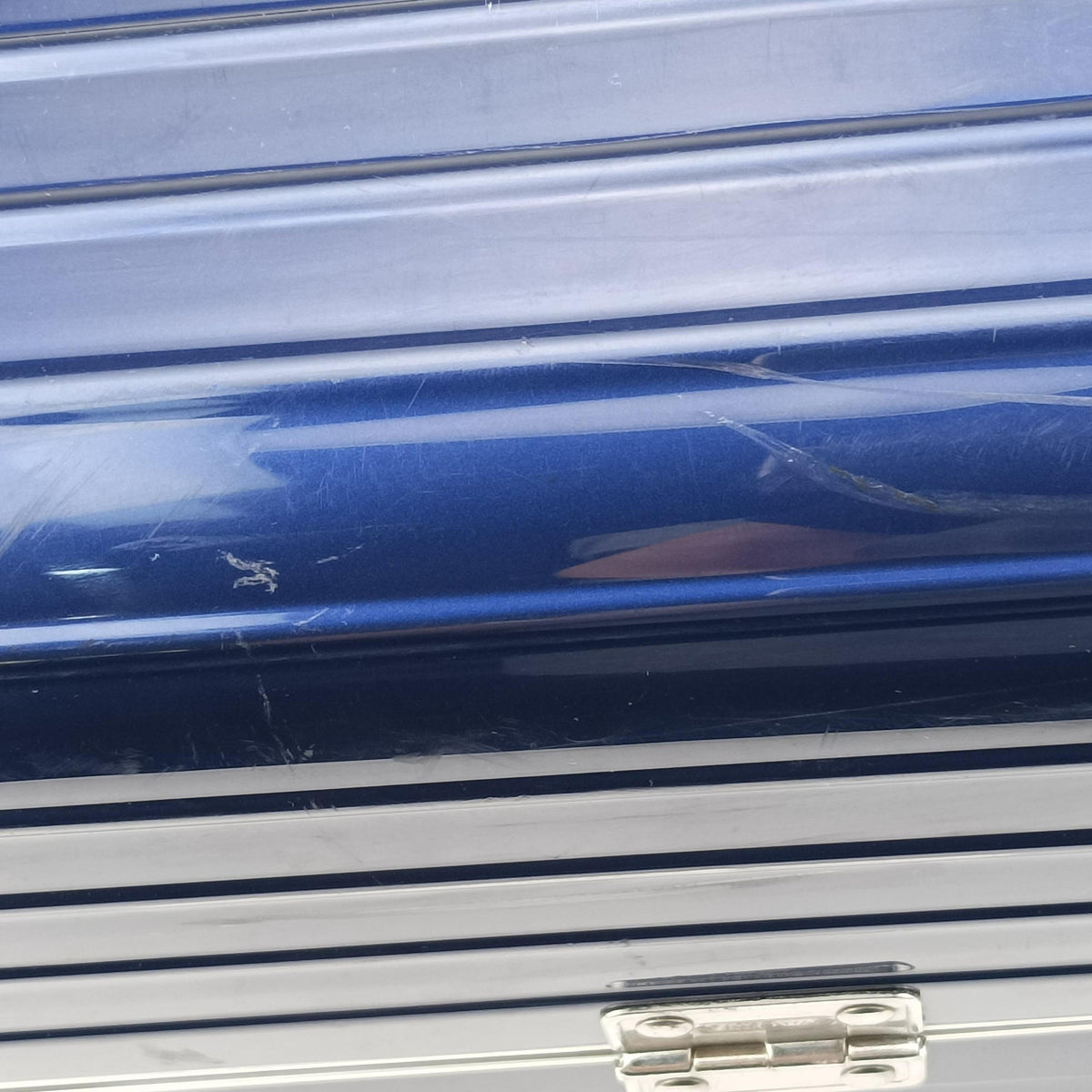 Secondhand RIMOWA TOPAS Blue aluminum  suitcase | stylenewstar