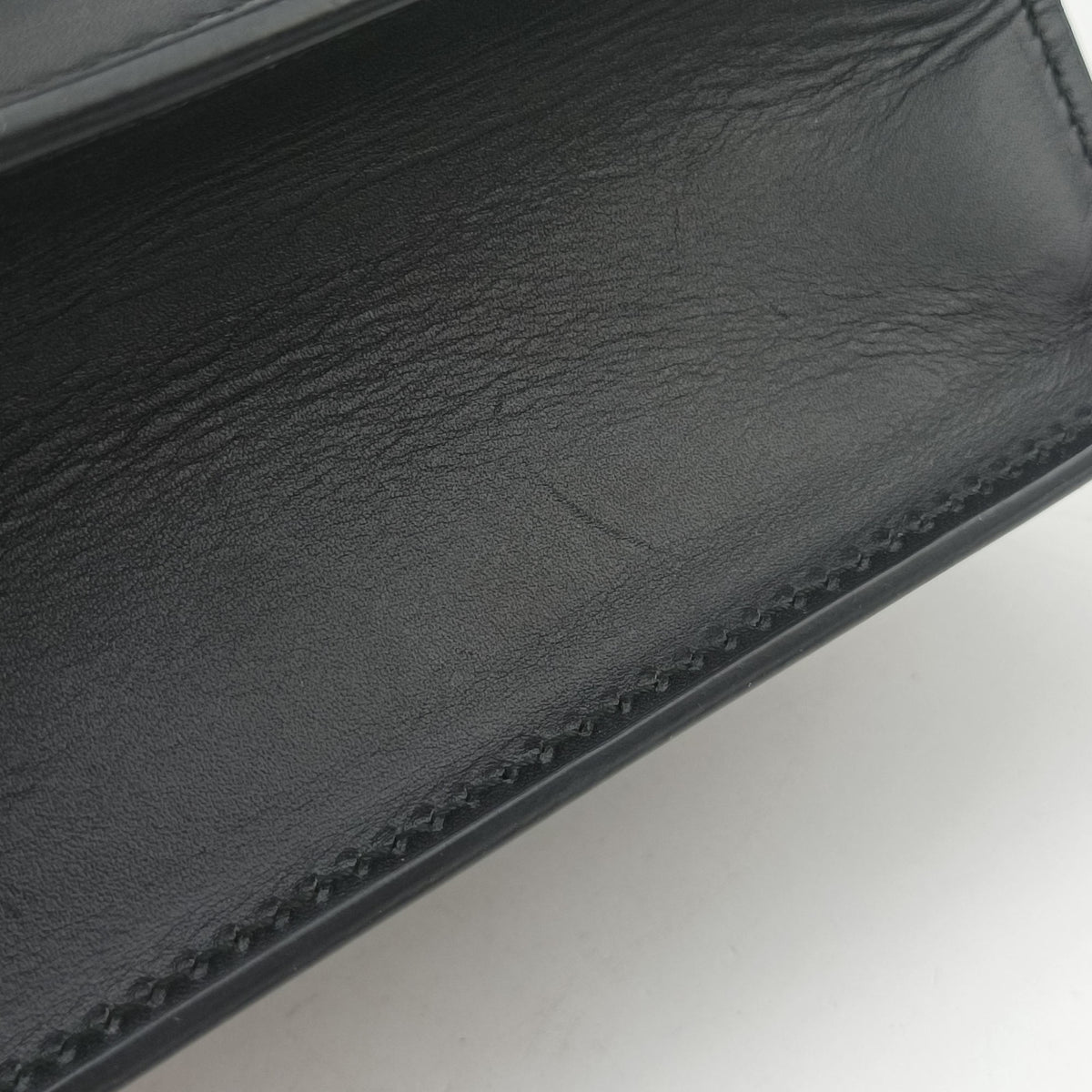 Pre-owned Gucci Sylvie Black Leather 421882 shoulderbag | stylenewstar