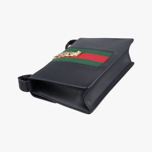 Pre-owned Gucci Sylvie Black Leather 421882 shoulderbag | stylenewstar
