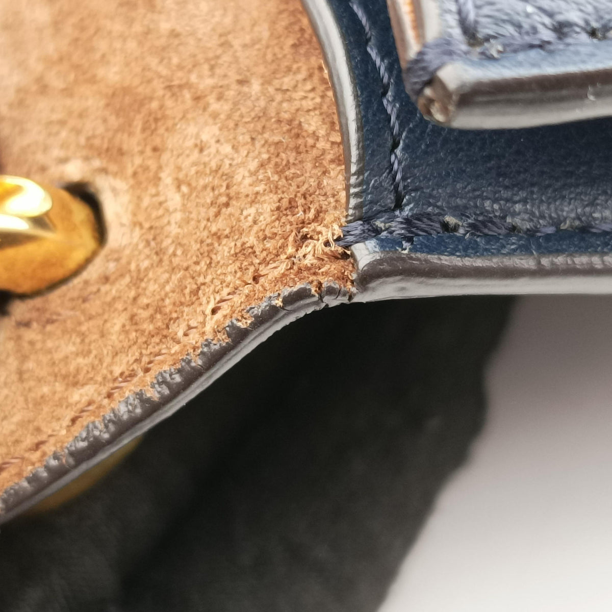 Vintage Fendi KAN U Blue Leather 8BT312 shoulderbag | stylenewstar
