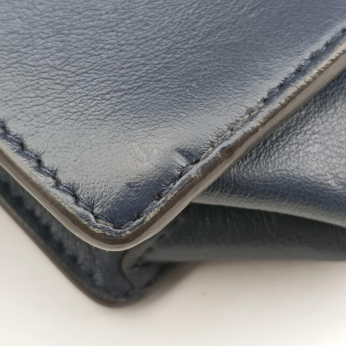 Vintage Fendi KAN U Blue Leather 8BT312 shoulderbag | stylenewstar