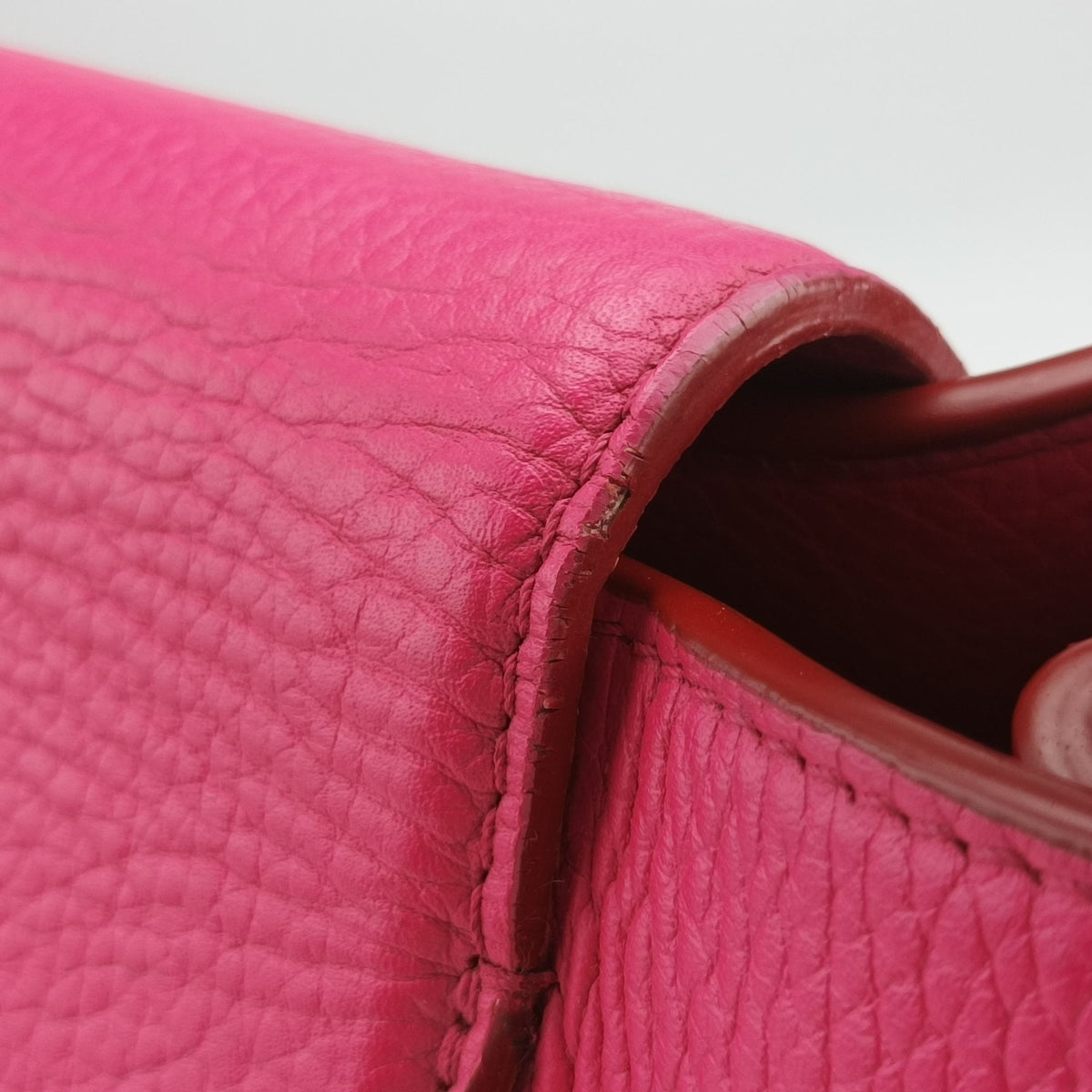 Vintage Louis Vuitton Capucines MM Rose Rich Taurillon leather M94671 handbag | stylenewstar