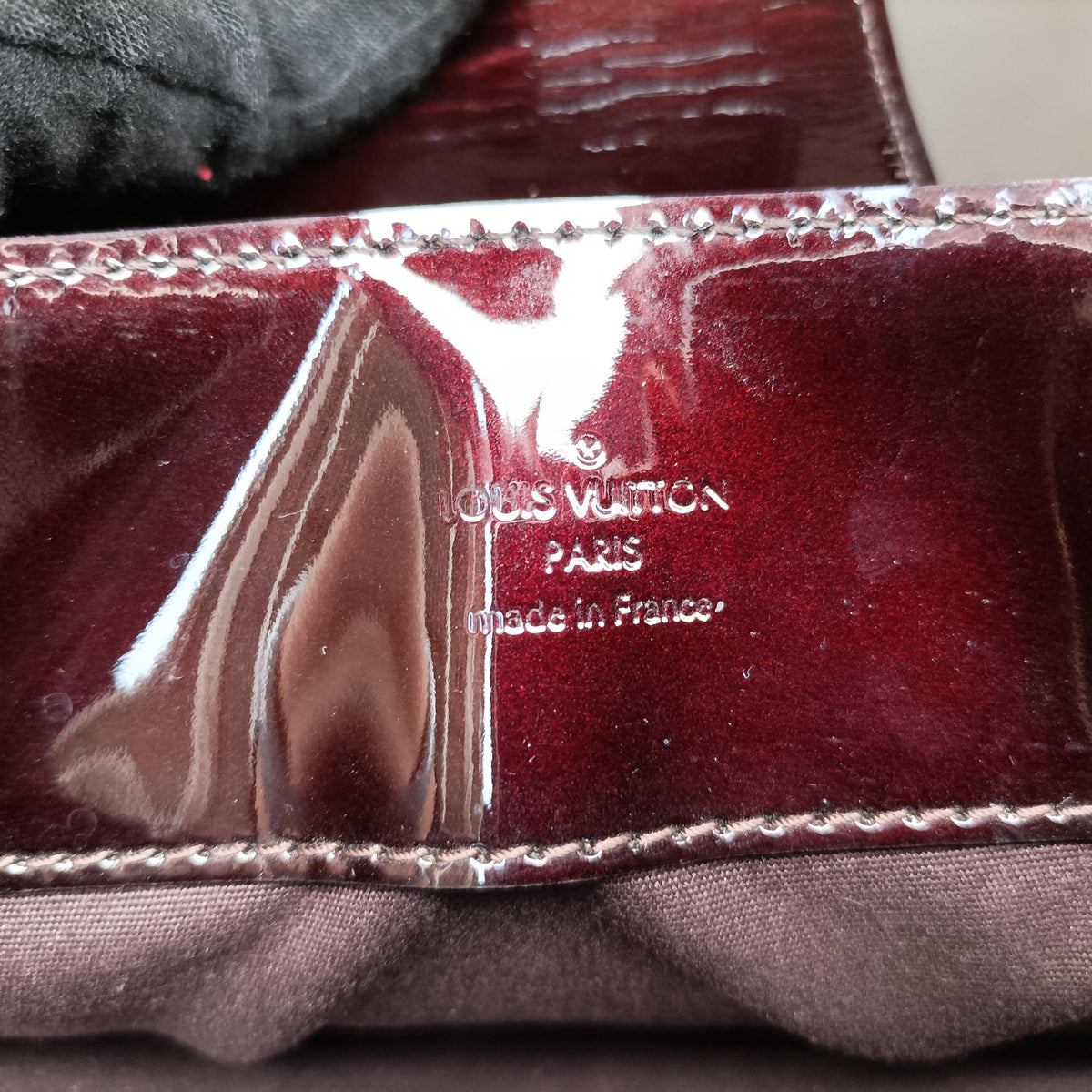 Secondhand Louis Vuitton MELROSE AVENUE AMARANTE Vernis M93757 handbag | stylenewstar