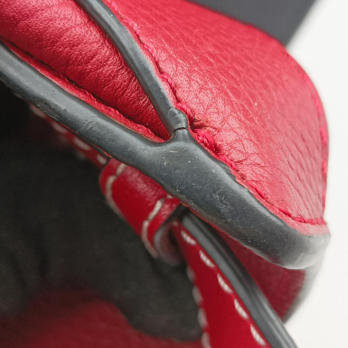Pre-owned Loewe Hammock Burgundy Leather  shoulderbag | stylenewstar