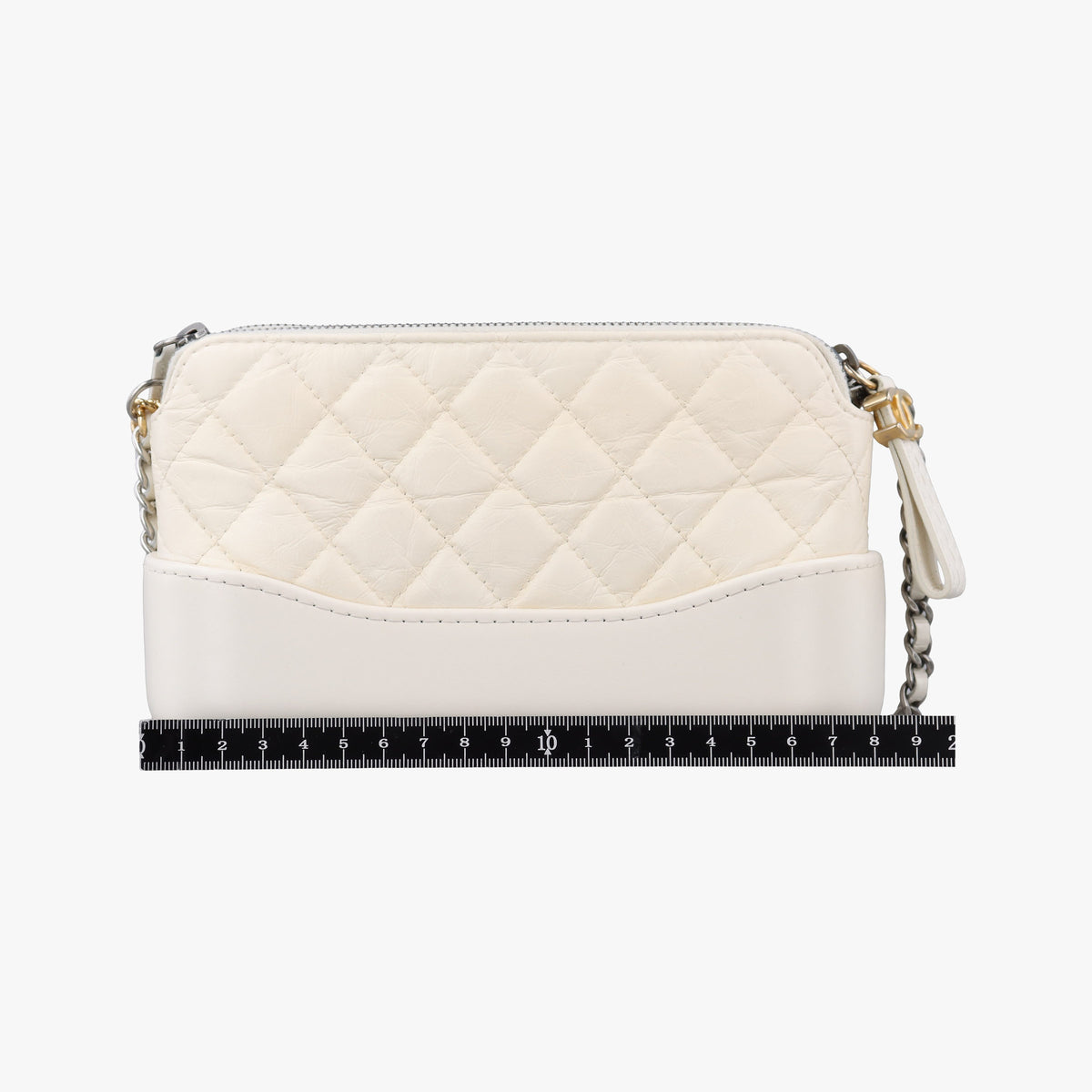 Pre-owned Chanel GABRIELLE White leather A94505 shoulderbag | stylenewstar