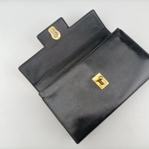 Vintage Prada Turn Lock Beige xBlack Patent Saffiano  shoulderbag | stylenewstar