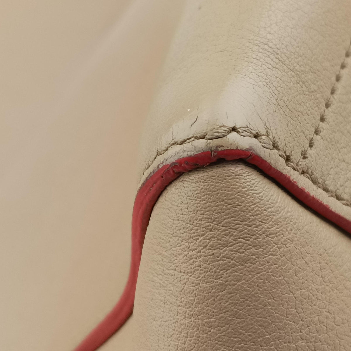 Pre-owned Celine Sangle Bucket Beige Leather  shoulderbag | stylenewstar