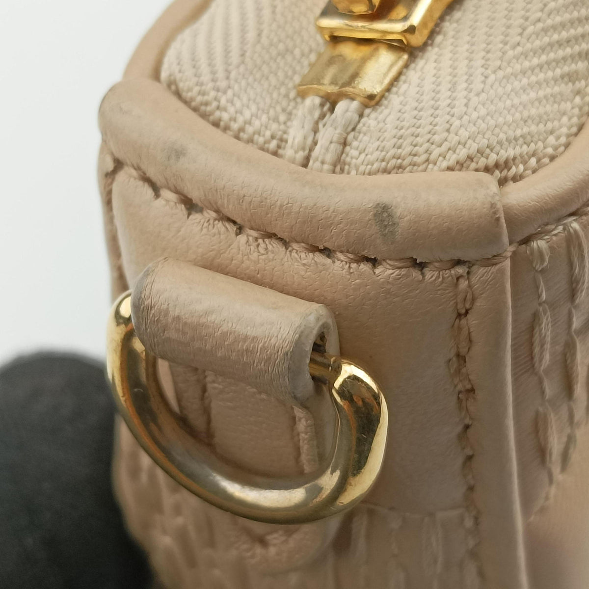 Pre-owned Louis Vuitton Pochette Troca Damier Giant Beige Lambskin M59048 shoulderbag | stylenewstar